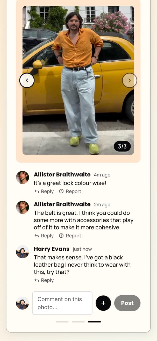 Stage comment thread between fan and creator